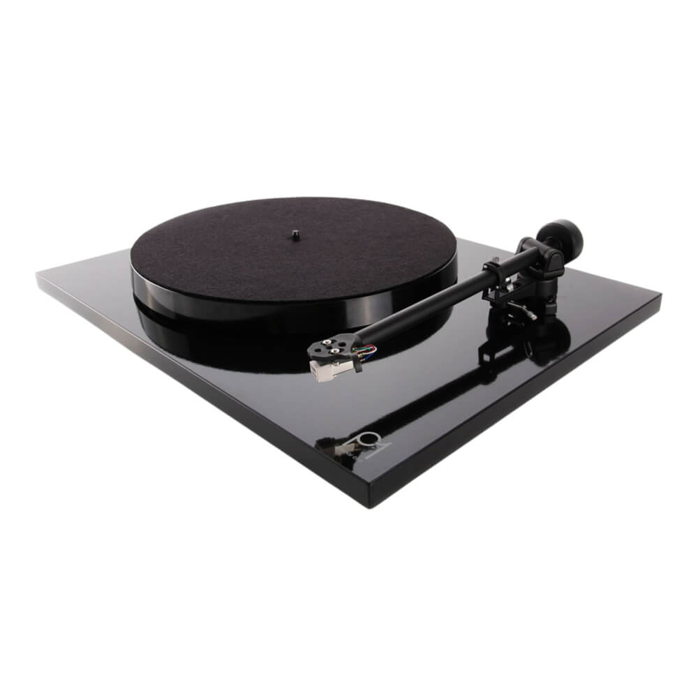 เครื่องเล่นแผ่นเสียง REGA : PLANAR 1 + หัว CARBON (BLACK)